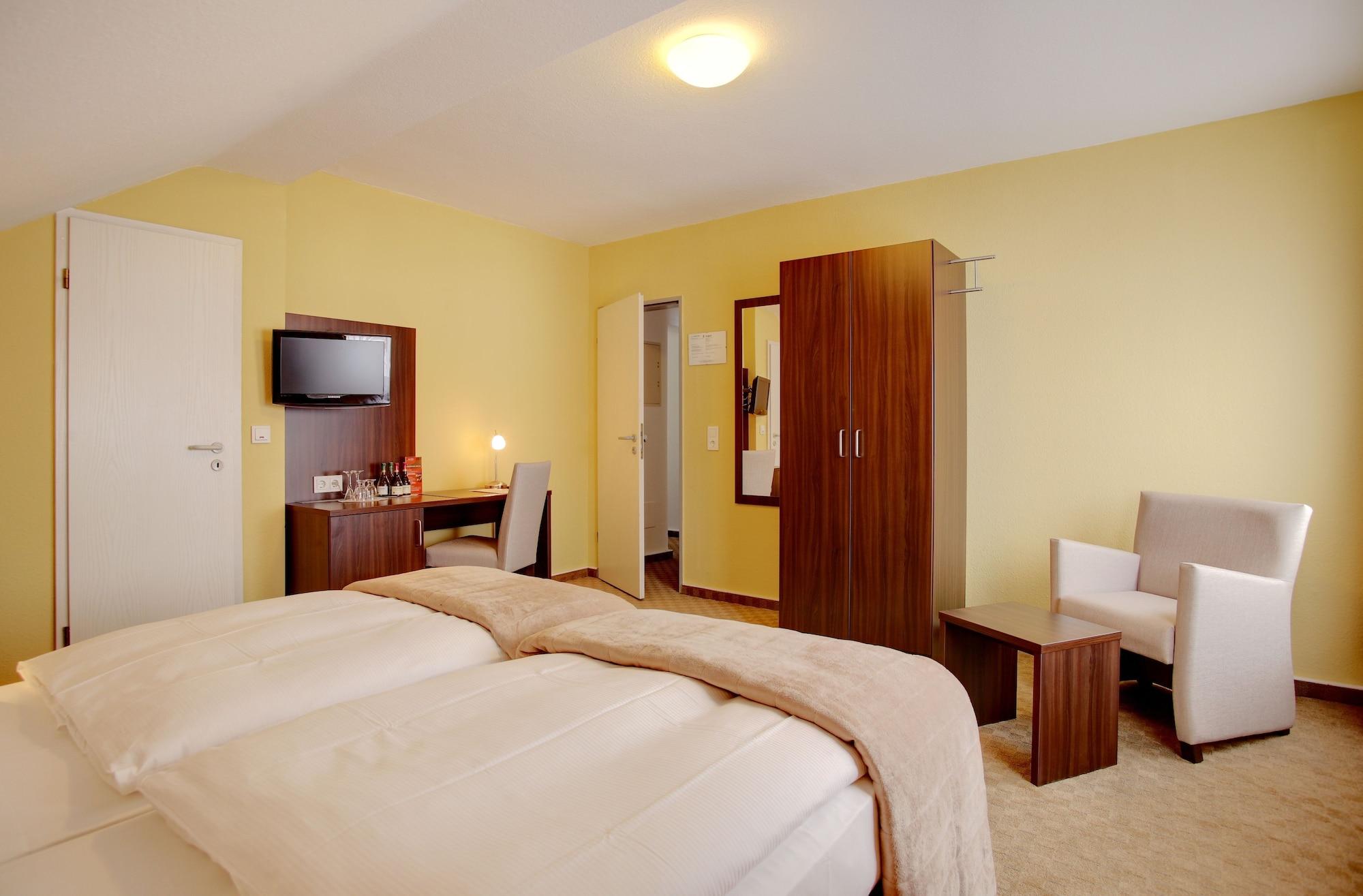 Hotel Mercedes City Бон Екстериор снимка