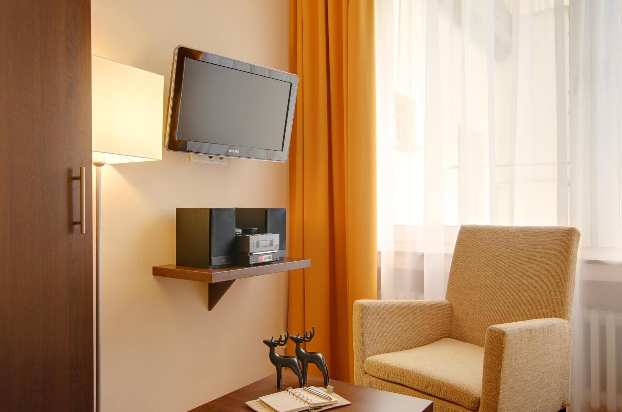 Hotel Mercedes City Бон Екстериор снимка