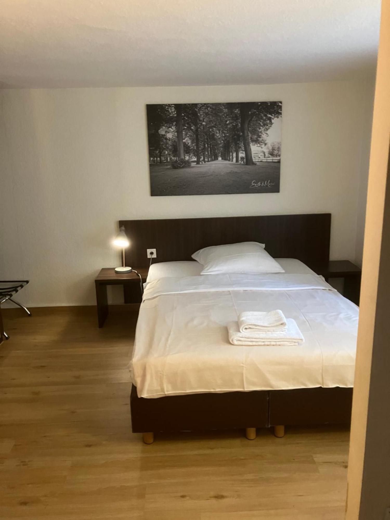 Hotel Mercedes City Бон Екстериор снимка