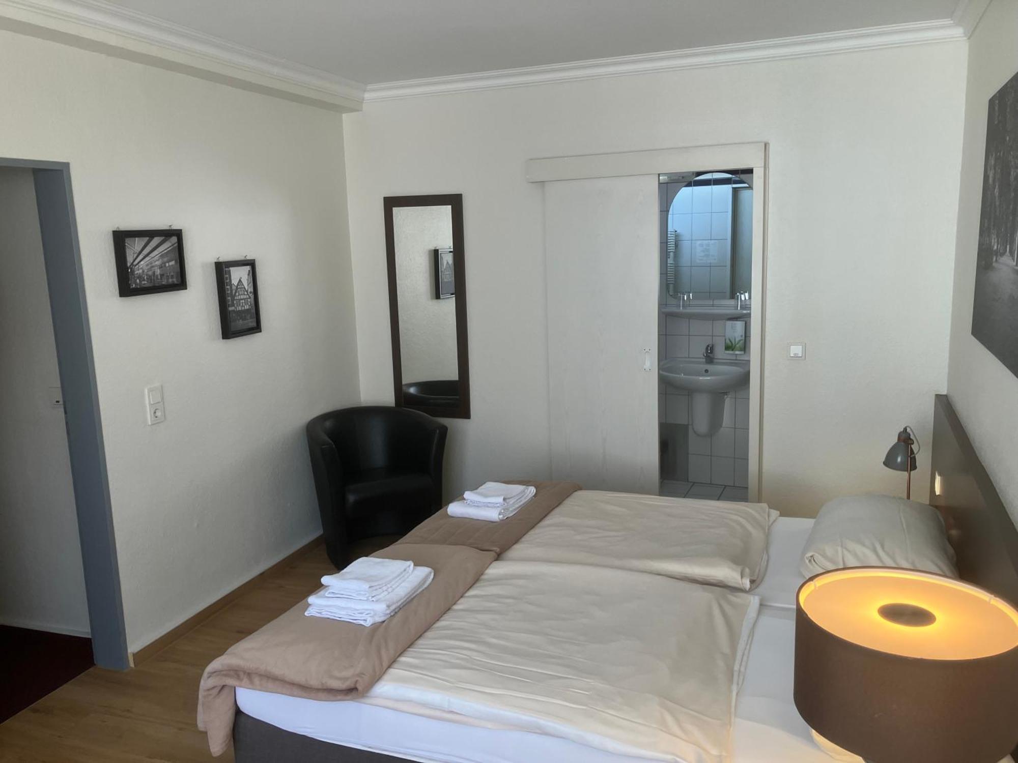 Hotel Mercedes City Бон Екстериор снимка
